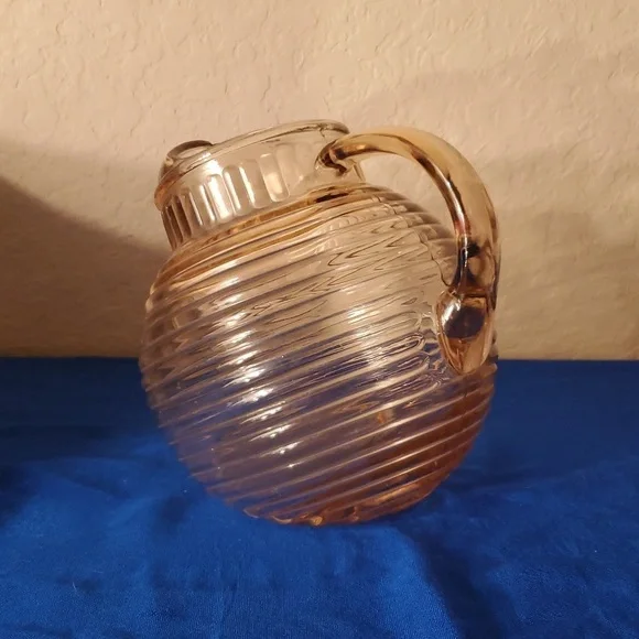 Manhattan Depression Glass Pink Water Tilt Pitcher by Anchor Hocking 80 oz. - Picture 2 of 8